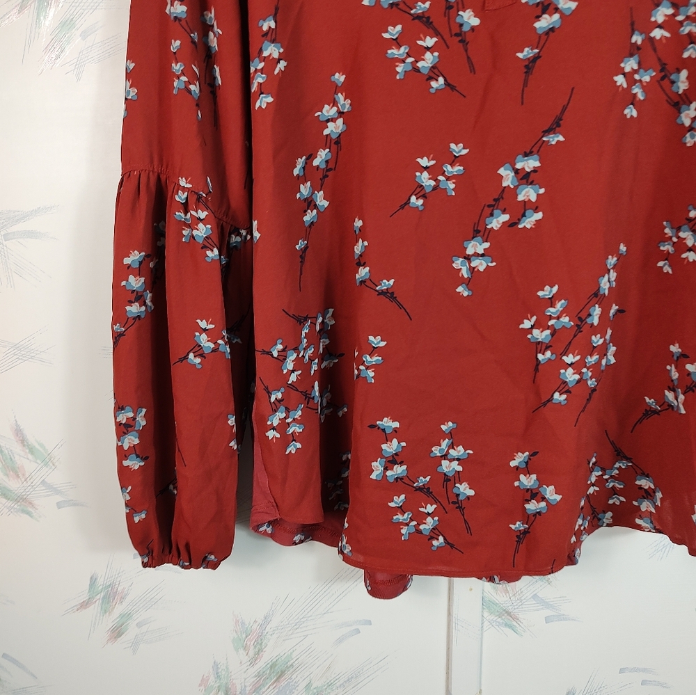 LOFT Outlet Red Floral Long Sleeve Blouse SP - Picture 3 of 9
